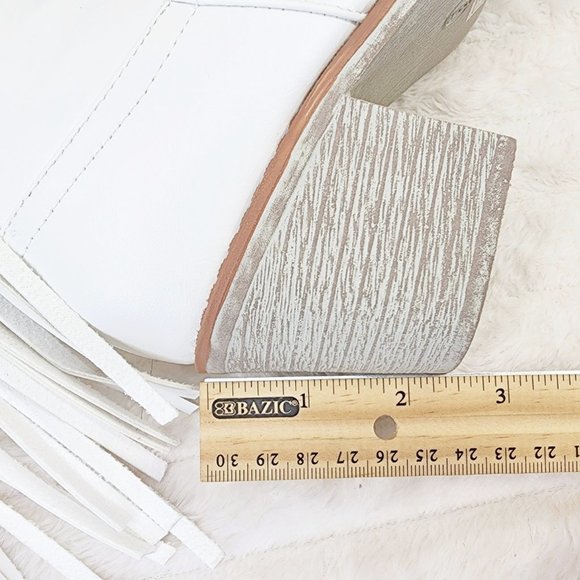 Wild One White Fringe Cowboy Cowgirl Boots Plus Plus size Friendly - Picture 13 of 13